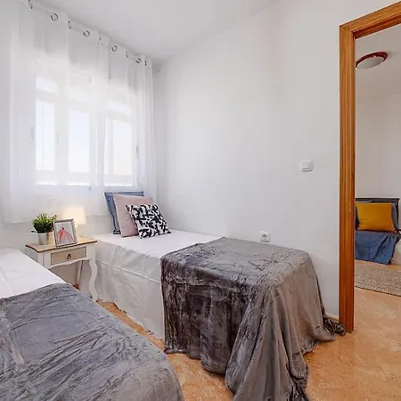 La Residencia De Lia - 200 M From The *